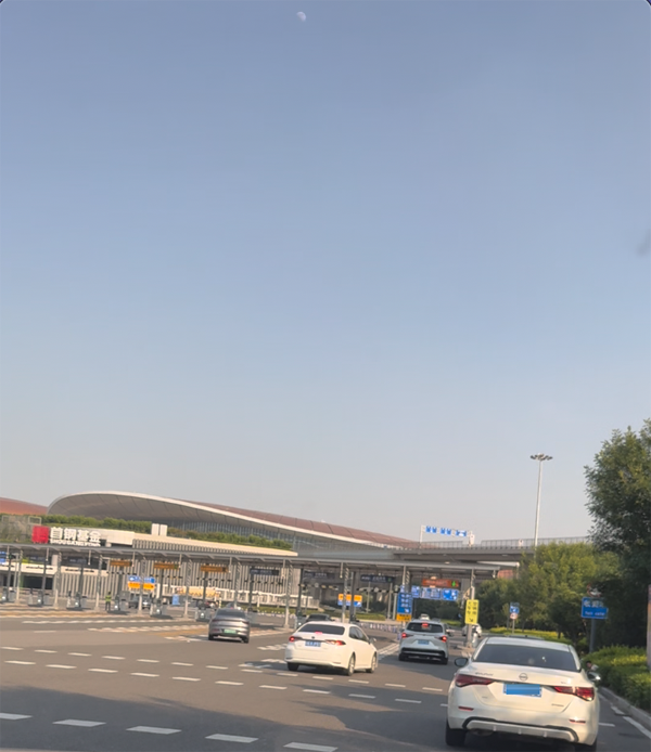 大興機(jī)場(chǎng)停車貴不貴？教你3個(gè)省錢妙招